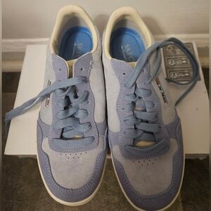 Skechers NWOT Light Blue Sneakers